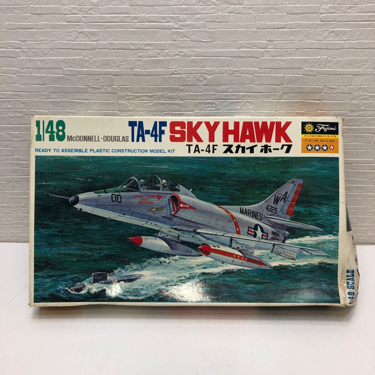 売切！１円スタート！フジミ模型 Fujimi 1/48 McDONNELL-DOUGLAS TA-4F SKY HAWK スカイホーク 絶版 当時物 プラモデルの画像1