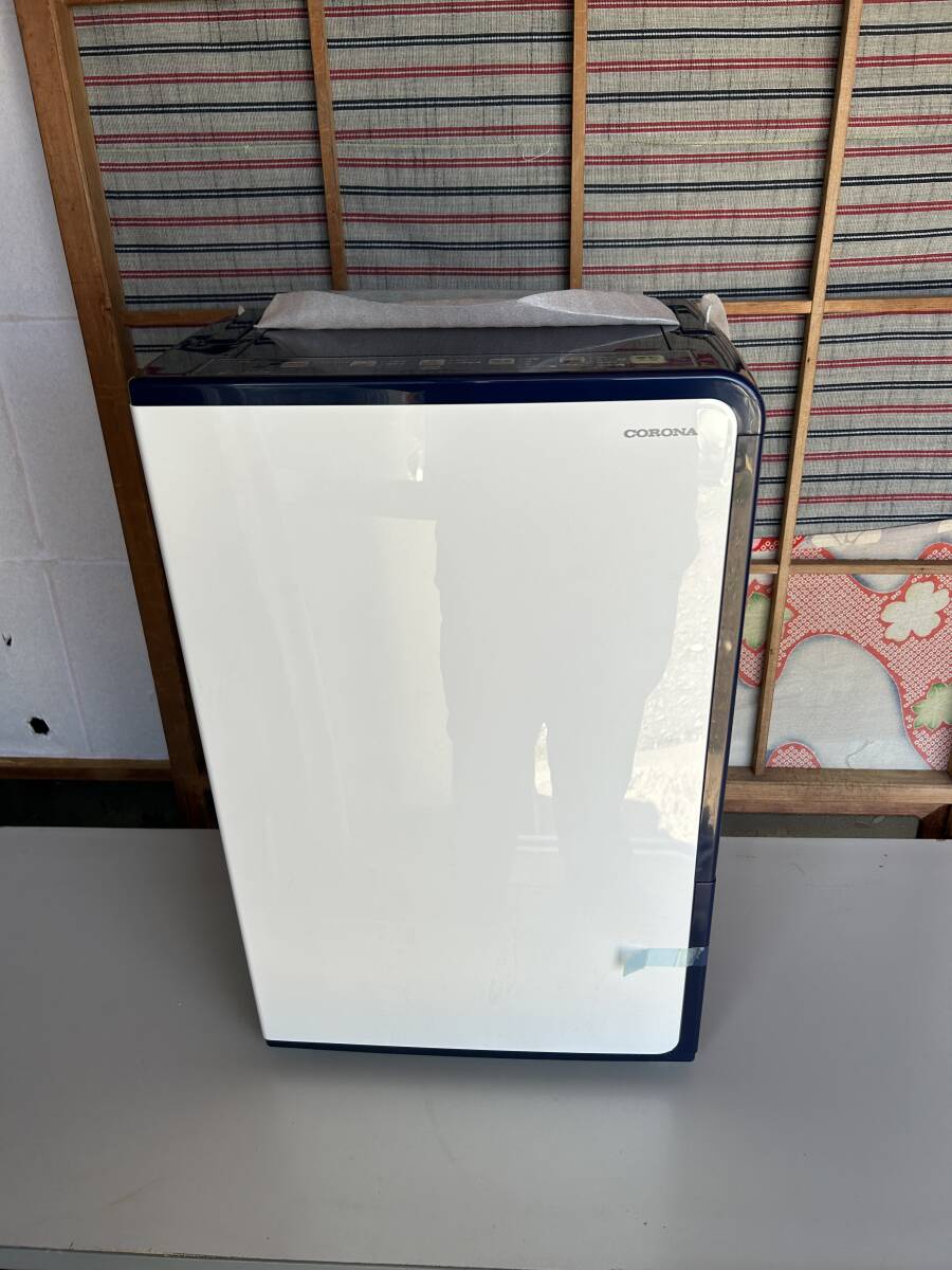 ★未使用品 コロナ 衣類乾燥 除湿器 CD-H1814 2014年製 タンク4.5L 木造～20畳 鉄筋～40畳 CORONA エレガントブルー★_画像1