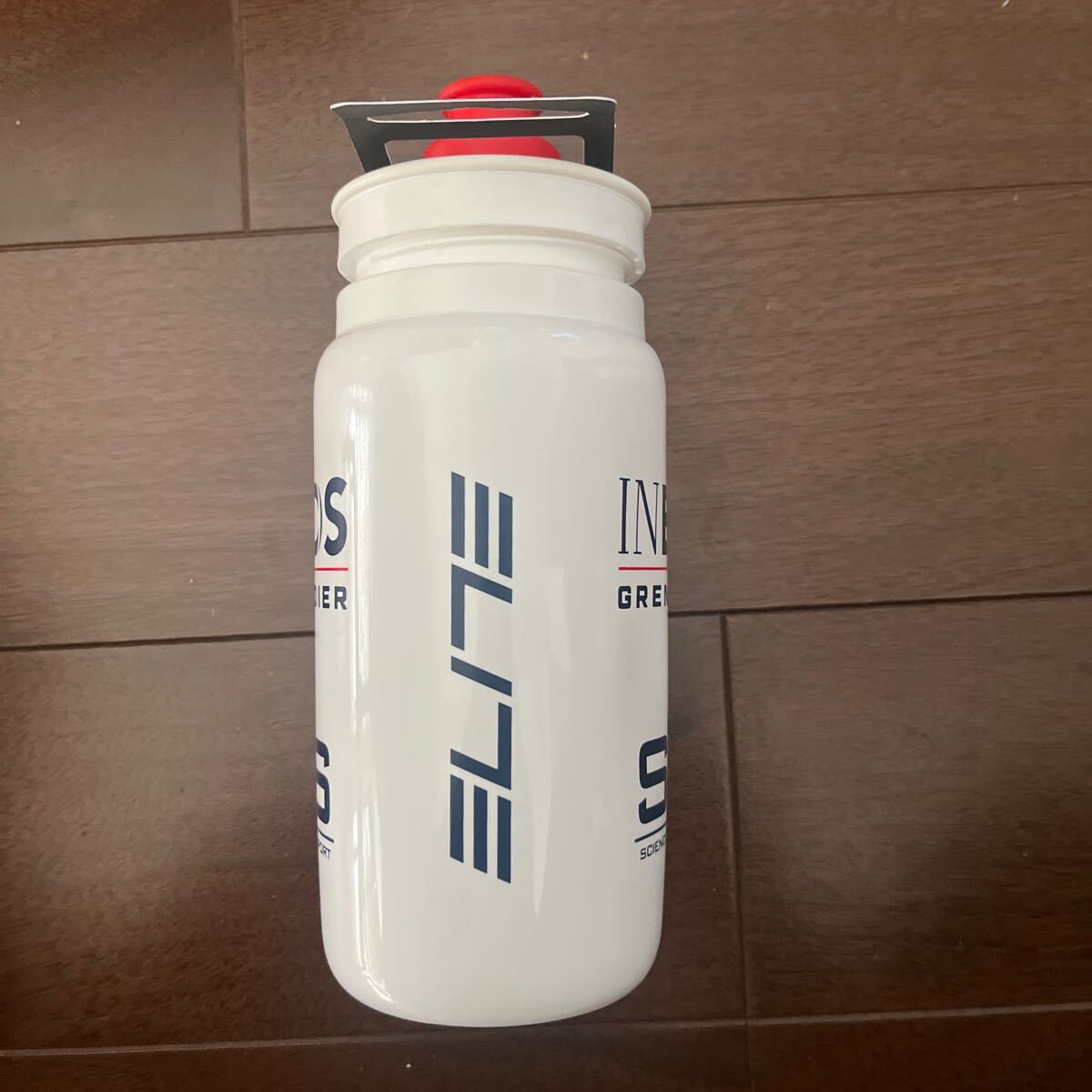 Elite Fly Team Bottle 550ml Ineos Grenadier White(エリート フライ チーム グレナディア ホワイト)PINARELLO DOGMA(ピナレロ ドグマ）の画像2