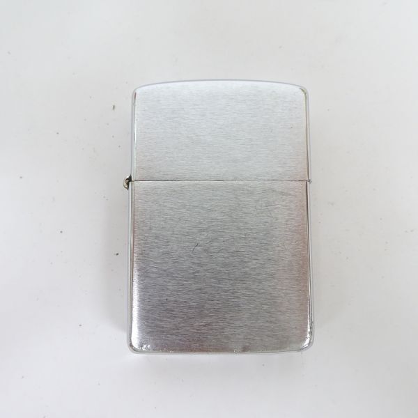 ♪tyhd 1293-1 390 ZIPPO ジッポ シルバーカラー ライター 火花確認済み_画像1