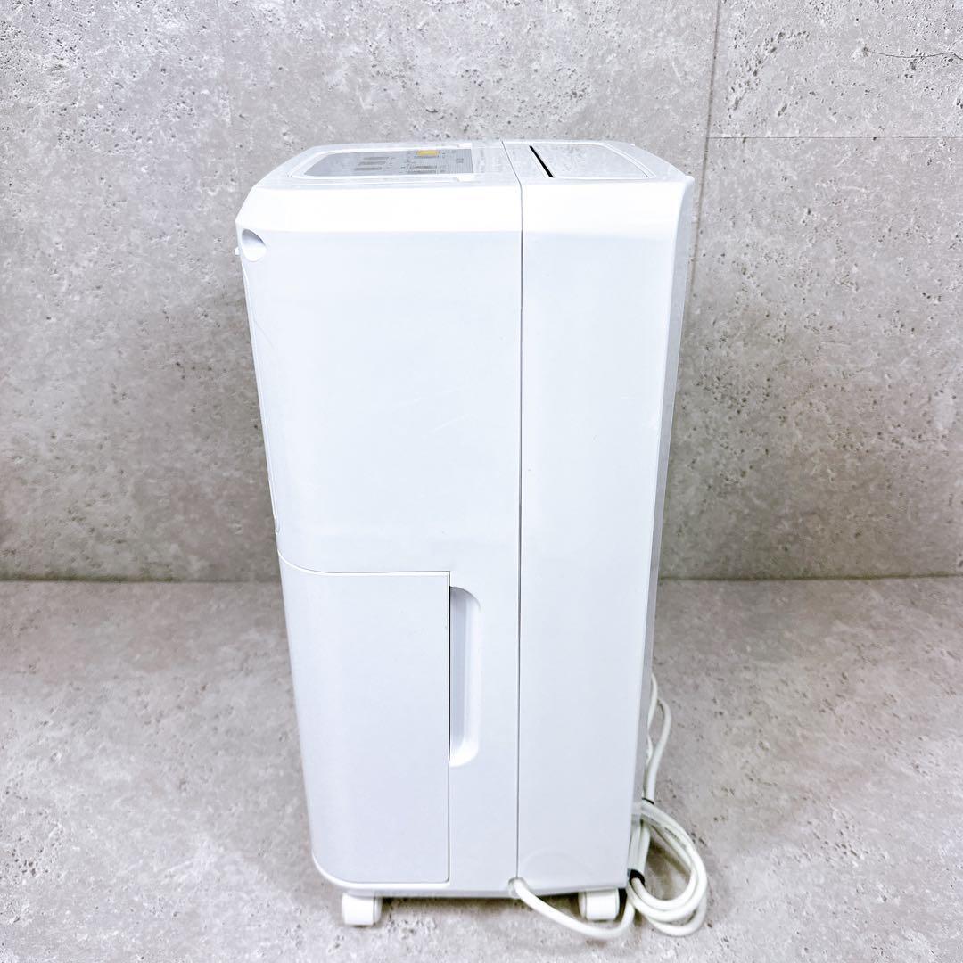 5558円 良品 山善 衣類乾燥除湿機 YDC-C100 W タイマー 5558円 良品 山善 衣類乾燥除湿機 YDC-C100 W タイマー