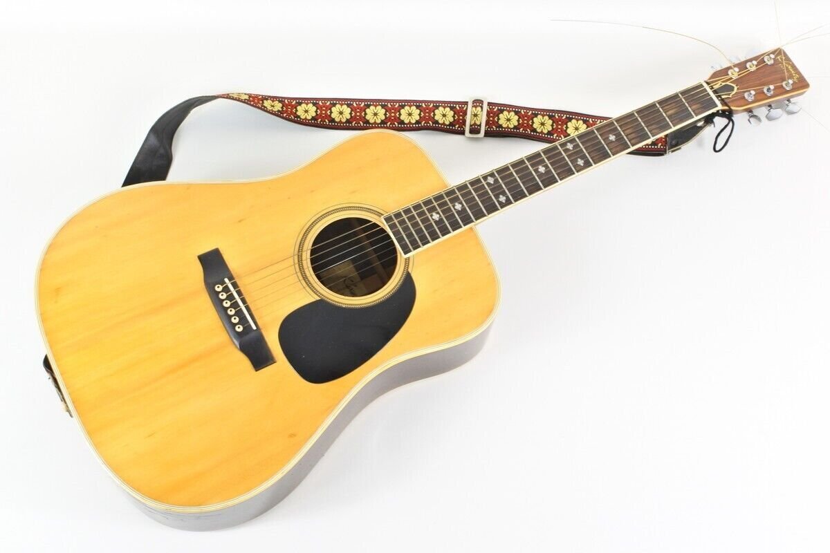 ▼アコースティックギター KASUGA 春日 K. Country D300 ■現状渡 1970年代 ビンテージギター 日本製 アコギ 弦楽器_画像1