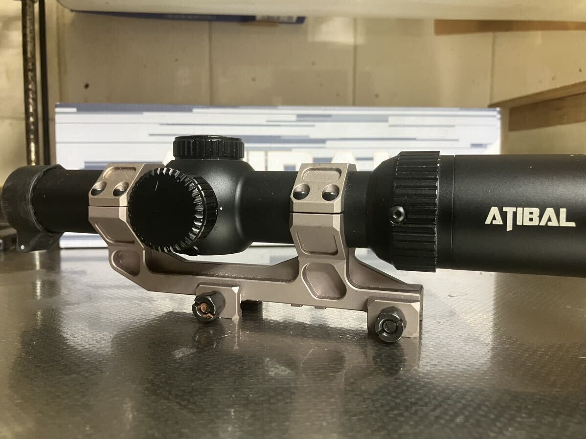 実物Atibal xp8 1-8×24 SFP 実銃用ショートスコープ ガイズリーマウント(レプ)付 ガスブロ トレポン PTW GBB の画像2