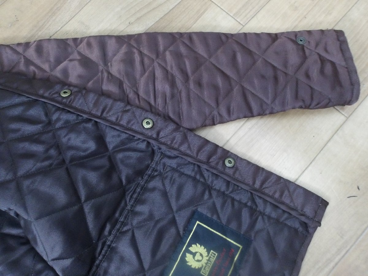  подержанный товар  бу одежда 　 звонок  сотрудники Belstaff... пр-во  　 QUILTING   внутренняя часть 　 редко встречающийся   размер  42　