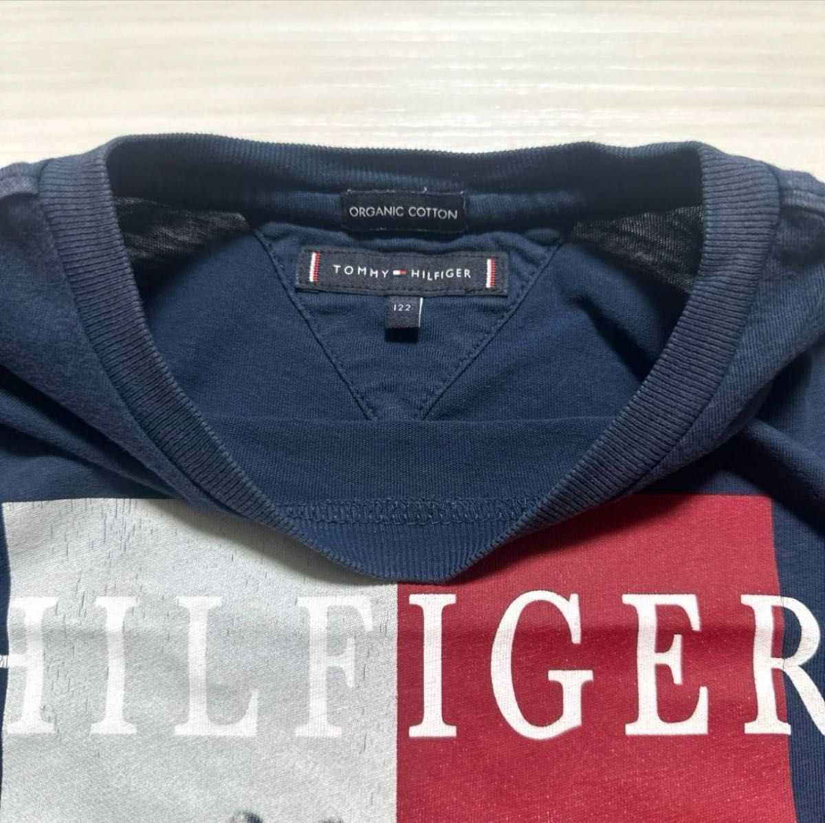 ［　TOMMY HILFIGE　 ］トミーヒルフィガー　ネイビー　１２２ｃｍ　半袖　Ｔシャツ