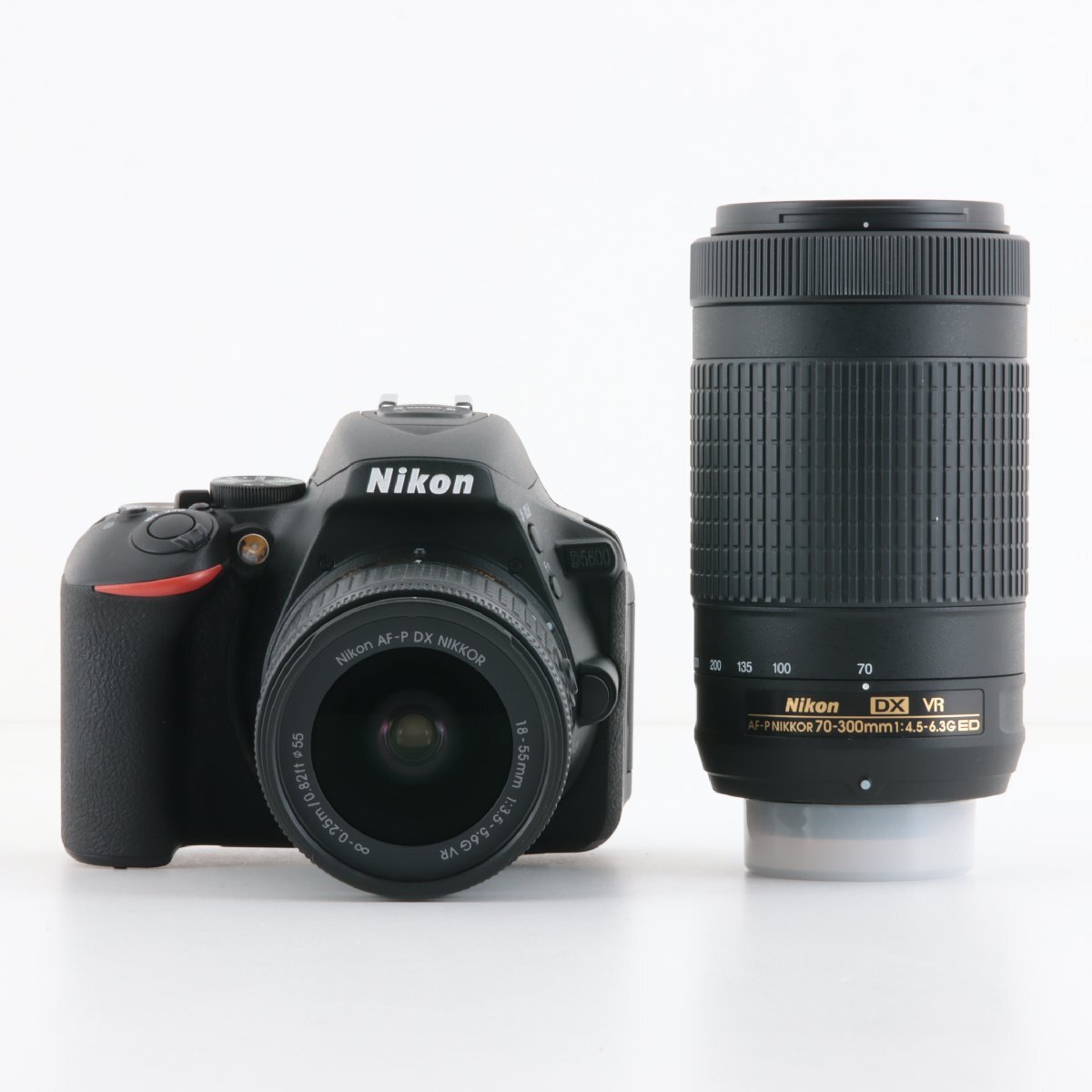 1円～ Nikon ニコン デジタル一眼 D5600 / 18-55mm F3.5-5.6G VR / 70-300mm F4.5-6.3G ED VR 【電源ONのみ確認】の画像1