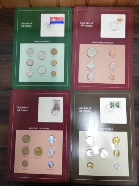 0401B49 「Coin Sets of All Nations」シリーズ デンマーク モルドバ モロッコ など おまとめ30枚 ケース入り ※追加画像有りの画像4