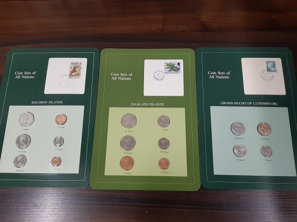 0401U105 世界のコイン コインシート 硬貨 おまとめ ユーゴスラビア アイスランド マレーシア パナマ ソロモン諸島 マルタ島 等の画像10