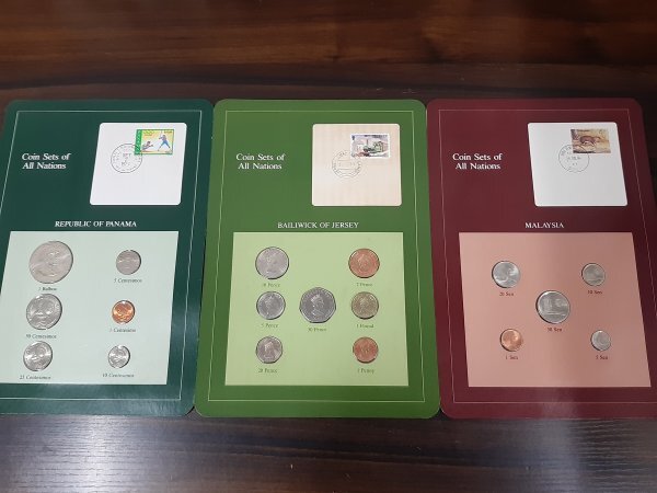 0401U105 世界のコイン コインシート 硬貨 おまとめ ユーゴスラビア アイスランド マレーシア パナマ ソロモン諸島 マルタ島 等の画像4