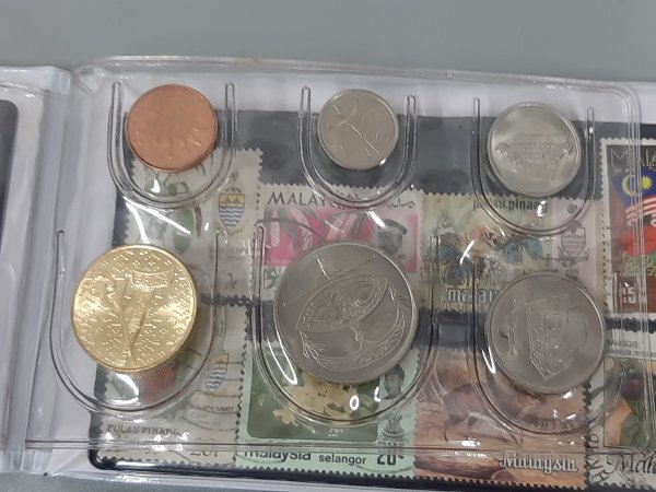 0403U3　世界のコイン　記念コイン　硬貨　おまとめ　シンガポール　マレーシア　アメリカ など_画像3