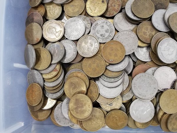 0403T81 香港 古銭 硬貨 おまとめ 10セント ※ｇ＝計数容量器を除く、状態が悪いものを含むの画像5