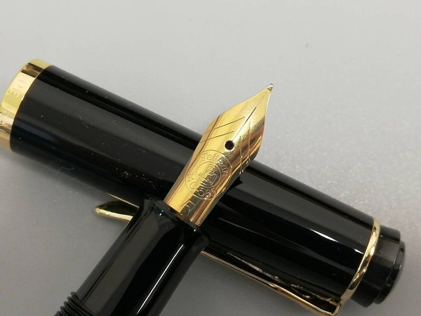 0403B91 万年筆 筆記用具 Pelikan ペリカン おまとめ2点 ペン先＜14C-585＞など 1点ケース入り・インク付き ※追加画像有りの画像8