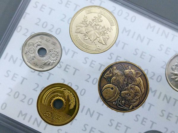 0403K30 プルーフ貨幣セット MINT SET 2020 第5回アジア冬季競技大会 2002FIFAワールドカップ など おまとめ ※追加画像有りの画像8