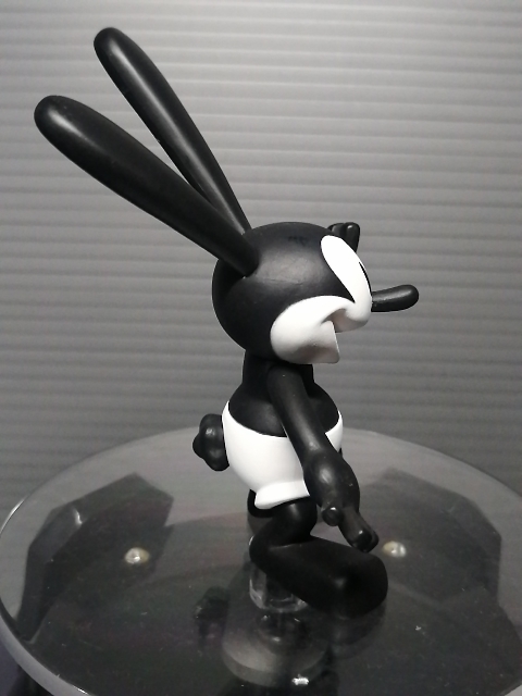 即決美品 UDF Disney OSWALD THE LUCKY RABBIT ウルトラディテールフィギュア ディズニー オズワルド・ザ・ラッキーラビット MEDICOM 111の画像4