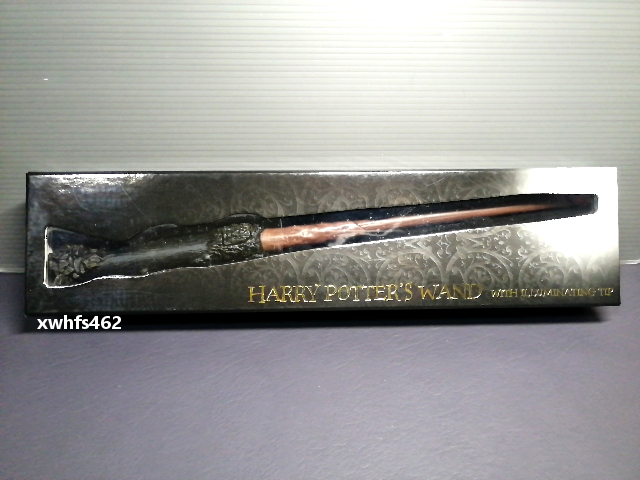 新品同様・即決 ハリーポッター 光る杖 USJ 限定 全長約35cm 振ると発光 ユニバーサルスタジオジャパン ルーモス Harry Potter 111_画像3