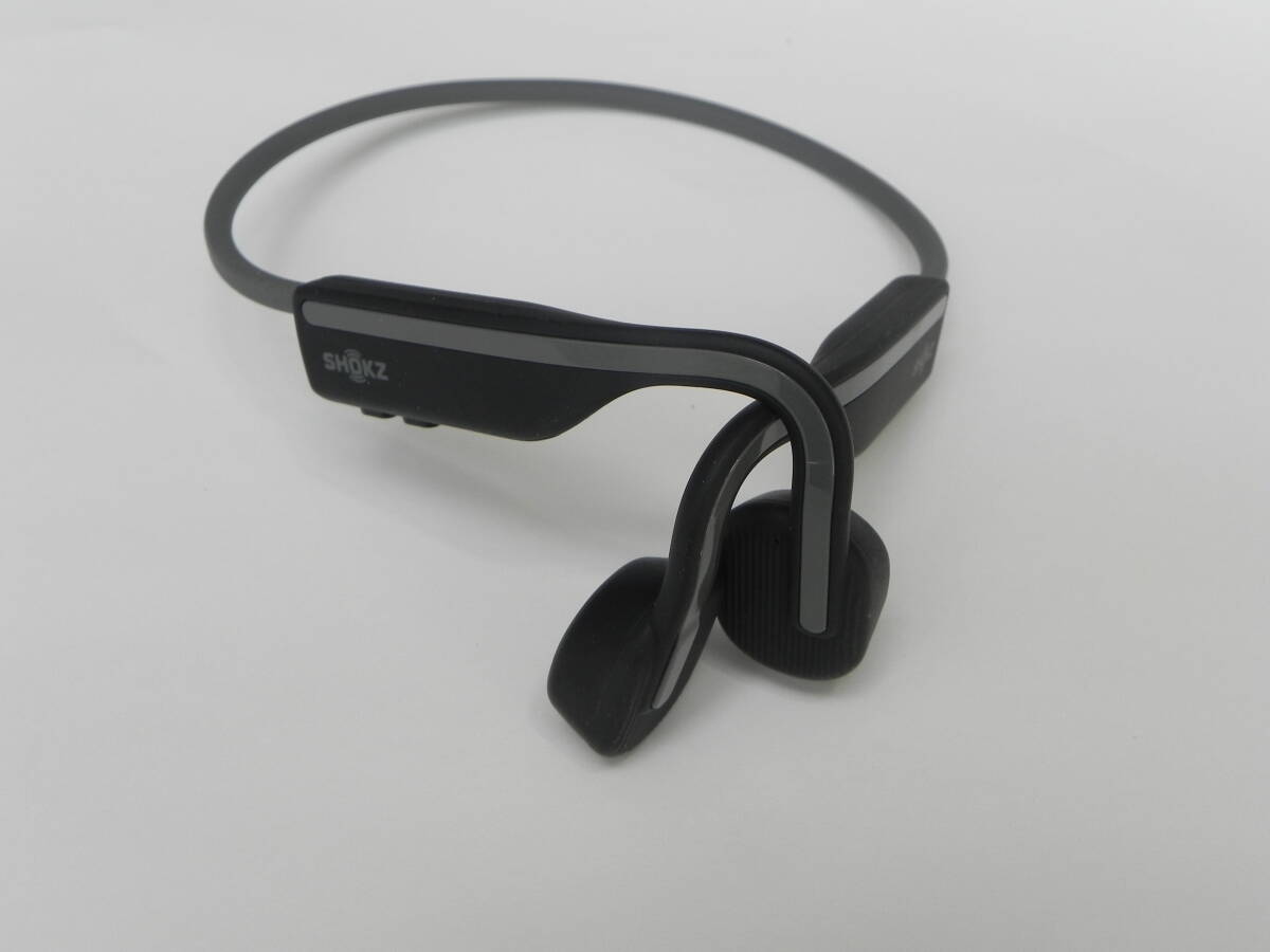 中古　★　SHOKZ Black MODEL S661 スポーツ骨伝導イヤホン　（000）_画像5