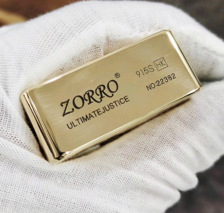 ■送料無料 新品 ZORRO ゾロ 超重厚 刻印 アーマー ゴールド オイルライター 真鍮 無垢 重厚アーマーの画像3