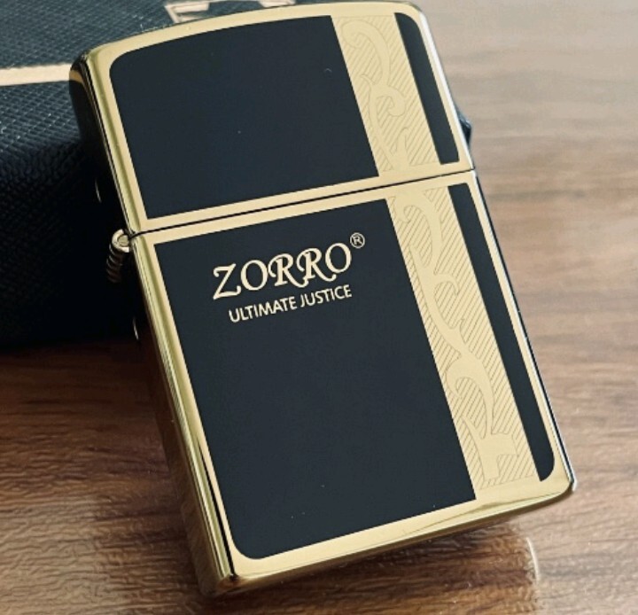 ■ZORRO ゾロ zippo ジッボ型 オイルライター 金メッキ 箱付き ブラックの画像3
