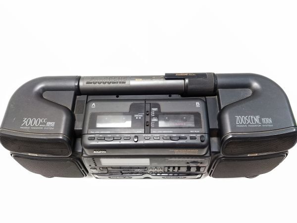 * Junk SANYO Sanyo stereo radio-cassette ZooSCENEz scene PH-WCD950 2CD double cassette component deep bass A-4-19-5@140*