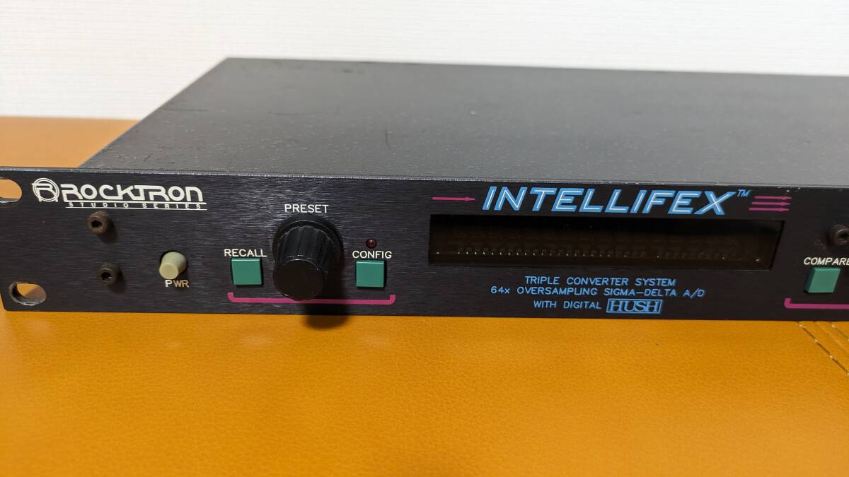 ＊＊＊ROCKTRON INTELLIFEX ロックトロン 24BIT 空間系マルチエフェクター HUSH コーラス リバーブ ディレイ ピッチシフト 中古品＊＊＊_画像2