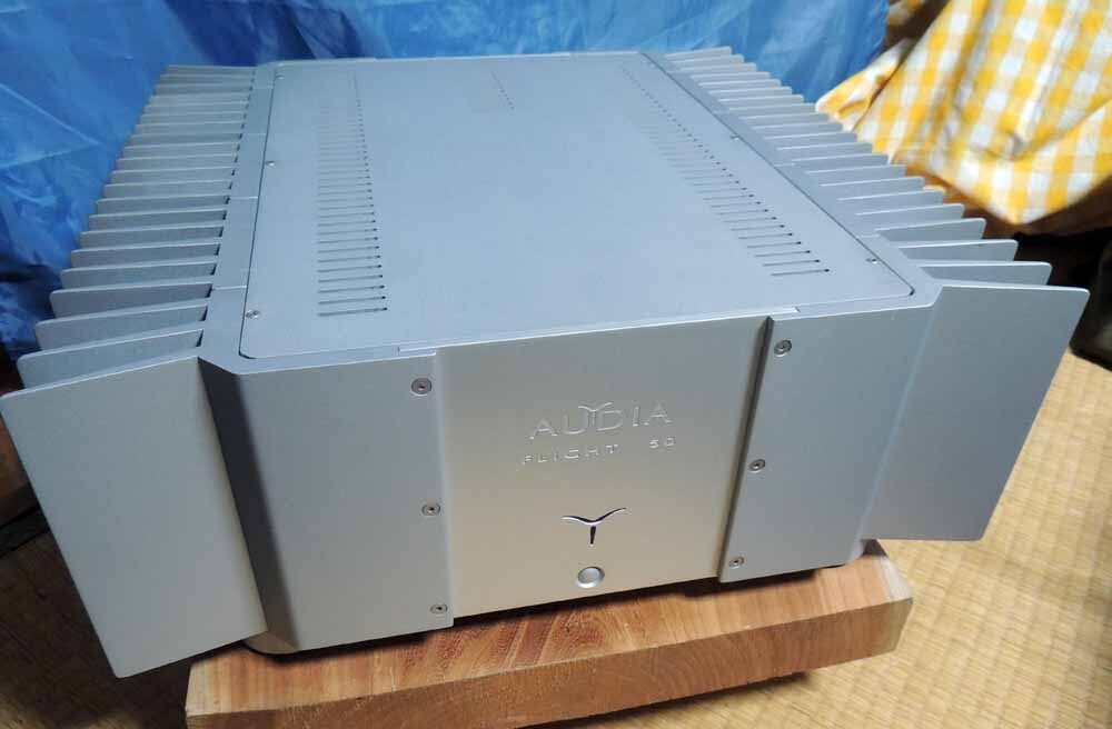 Yahoo!オークション - AUDIA FLIGHT 50 美品(純A級パワーアンプ) Yahoo!オークション - AUDIA FLIGHT 50 美品(純A級パワーアンプ)