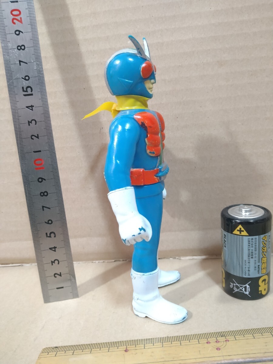 70 годы радиовещание подлинная вещь Kamen Rider,[ Riderman ] средний размер мак производства sofvi ощущение б/у иметь 17cmbruma.k Masudaya Yonezawa 