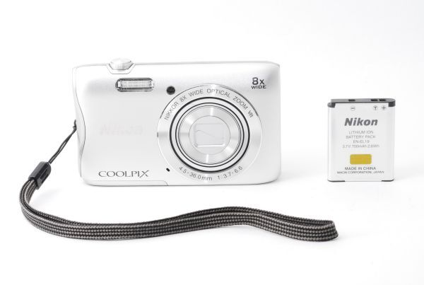 ★極上美品★ ニコン NIKON COOLPIX S3700 シルバー コンパクトデジタルカメラ #VA33200210_画像1