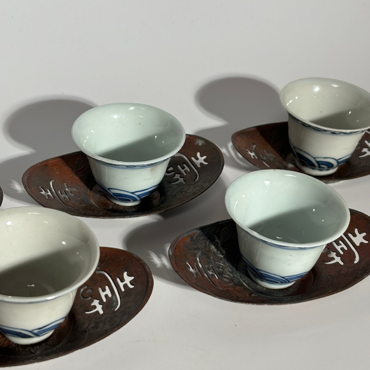 【洛座】唐物染付煎茶碗 錫茶托セット ＜茶道具京焼 清水焼 楽焼_画像2