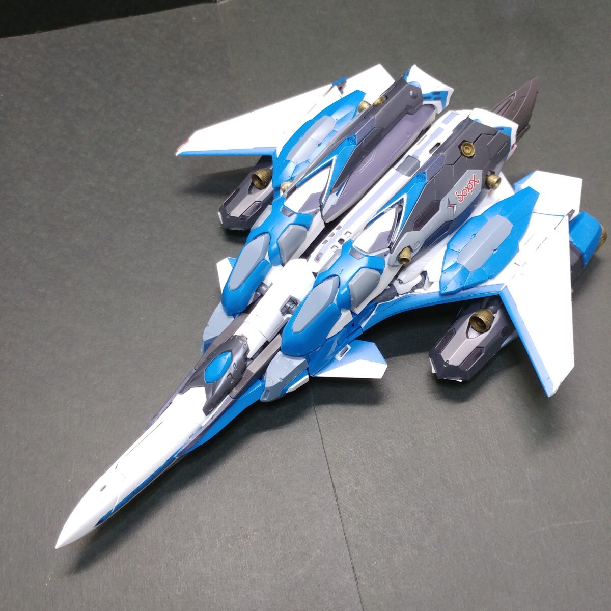 BANDAI/バンダイ 1/72 マクロスΔ VF-31J スーパージークフリード ハヤテインメルマン機 完成品 プラモデル ジャンク マクロスDELTAの画像7