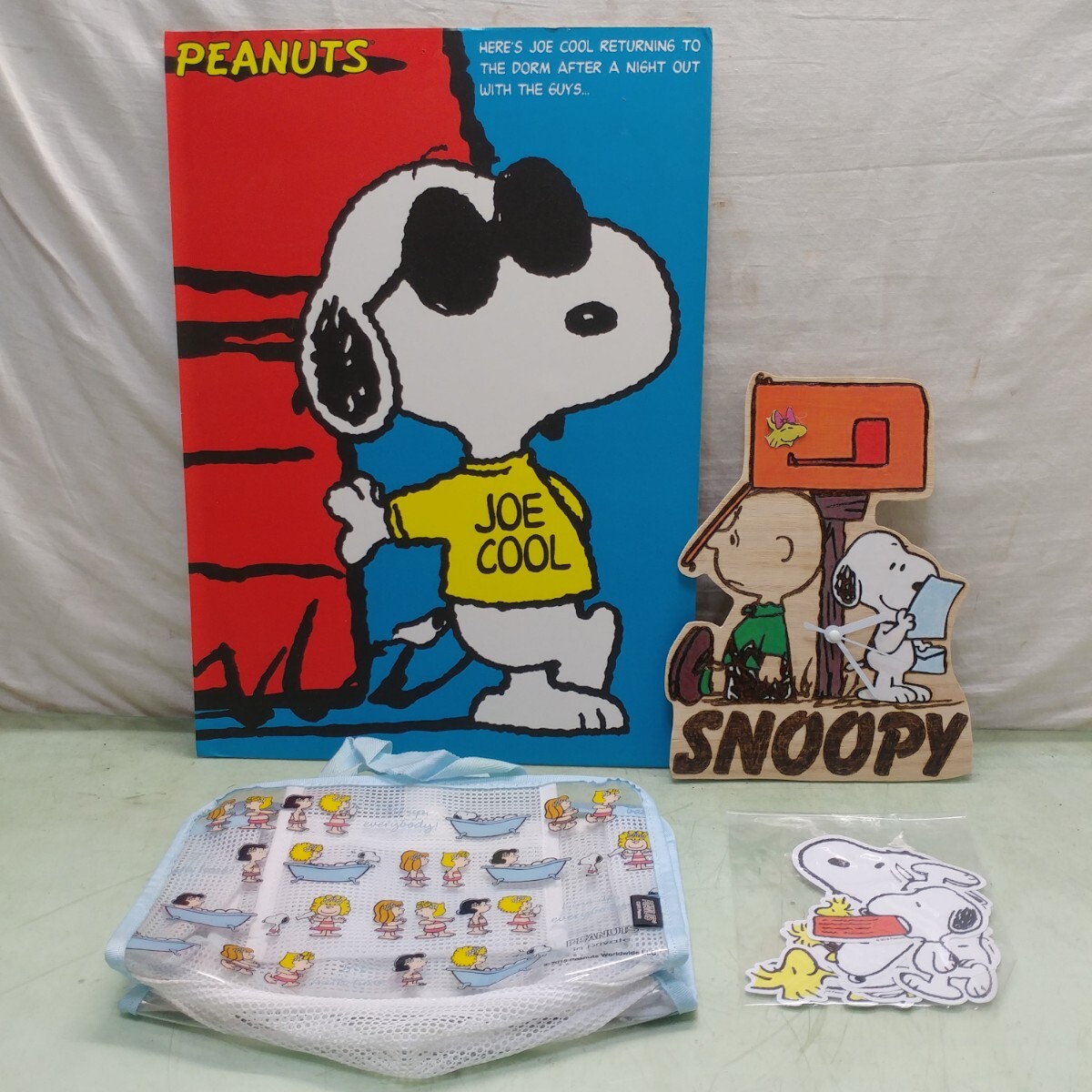 ☆大量セット☆ PEANUTS/ピーナッツ スヌーピー グッズ まとめて セット フィギュア バッグ 時計 テーブル 箸置き 雑貨 他_画像4