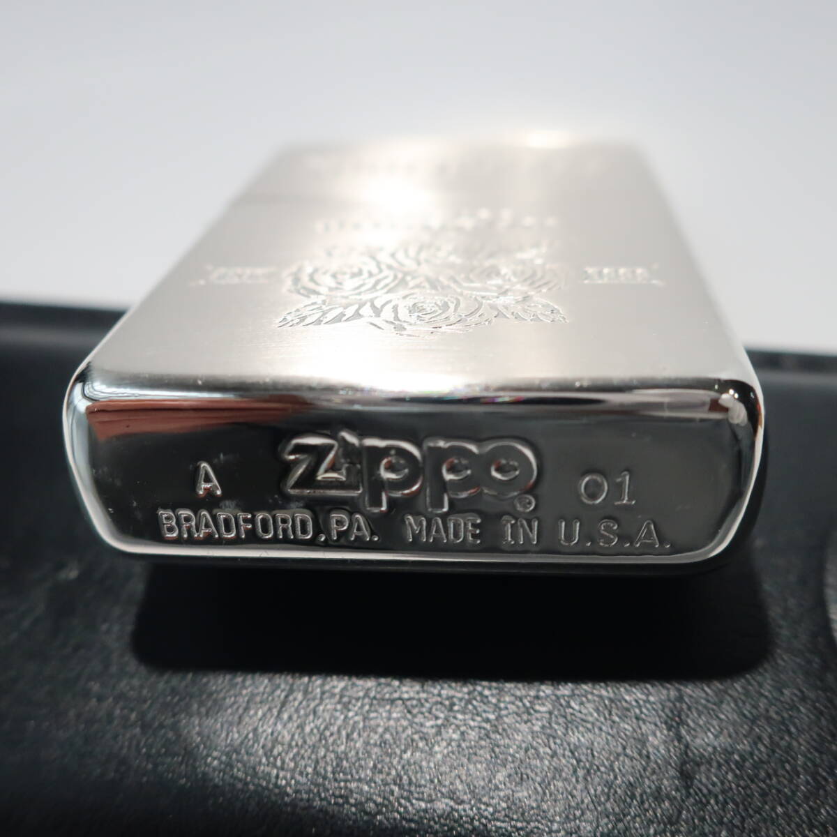 ZIPPO フォアローゼズ バーボン Four Roses ４輪の薔薇柄Zippo 2001年 ジッポの画像5