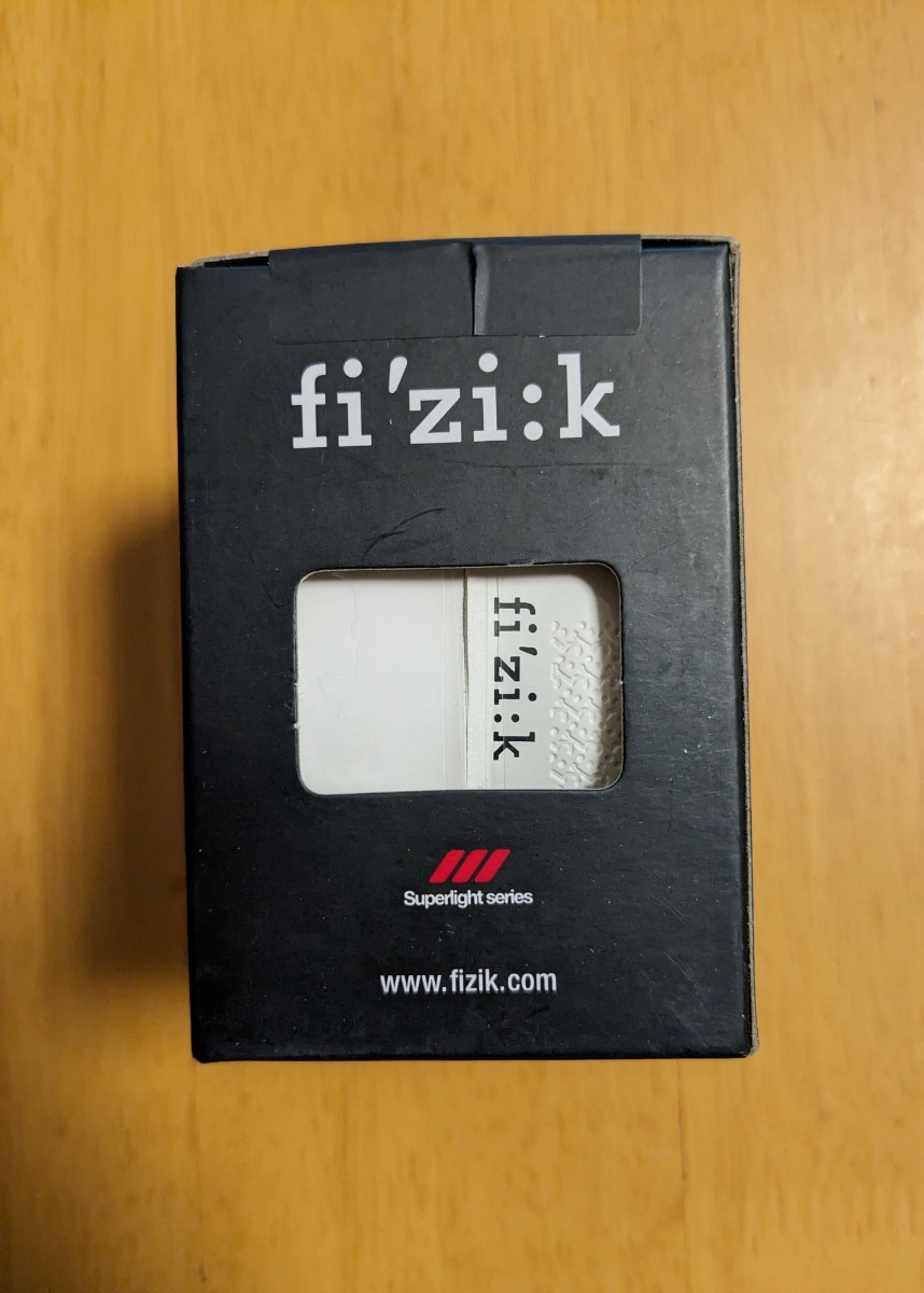 FIZIK バーテープ スーパーライト タッキー タッチ ホワイト　Superlight Tacky Touch　白_画像3