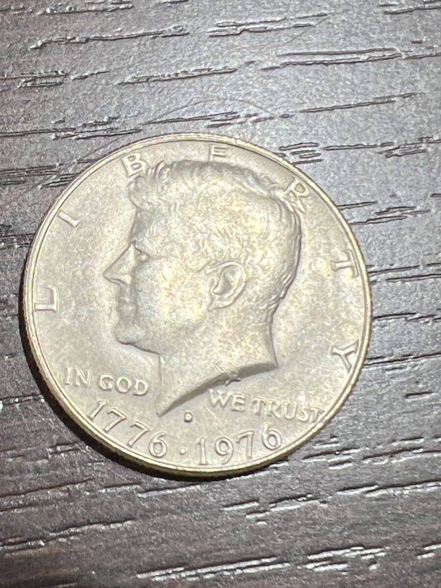 アメリカ 1776-1976 50セント/ハーフダラー ケネディ大統領 外国コイン 外国硬貨 アンティーク 古銭 コレクション 流通/現状品 送84 同梱可の画像1