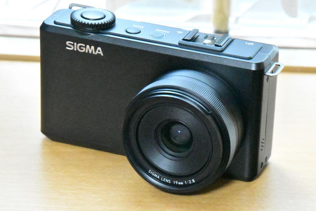 SIGMA シグマ DP1 Merrill 4600万画素 Foveon X3 ダイレクトイメージセンサー 【中古】_画像1