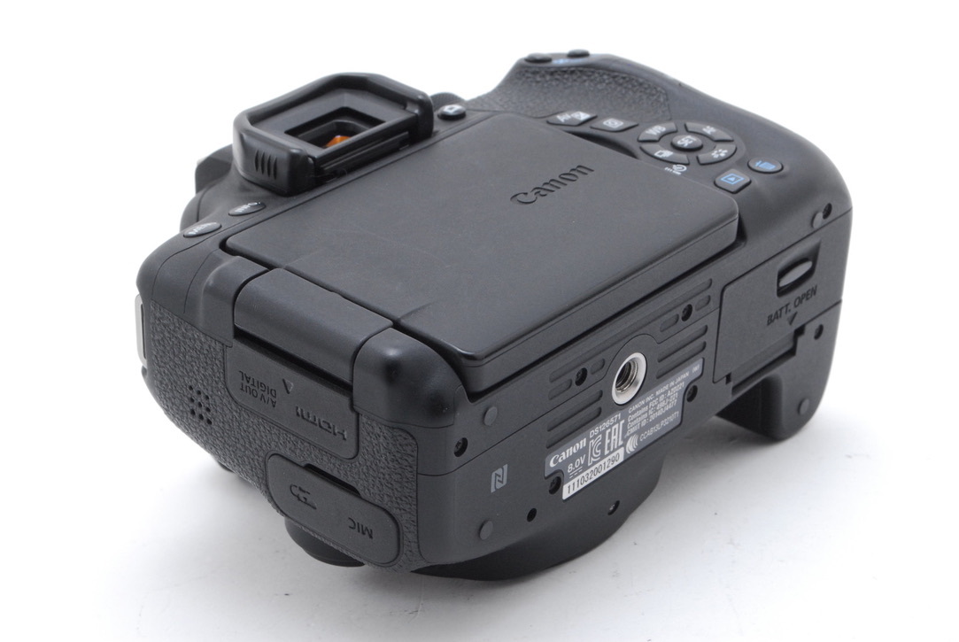 Canon キヤノン EOS Kiss X8i レンズキット 新品SD32GB付き 123_画像6