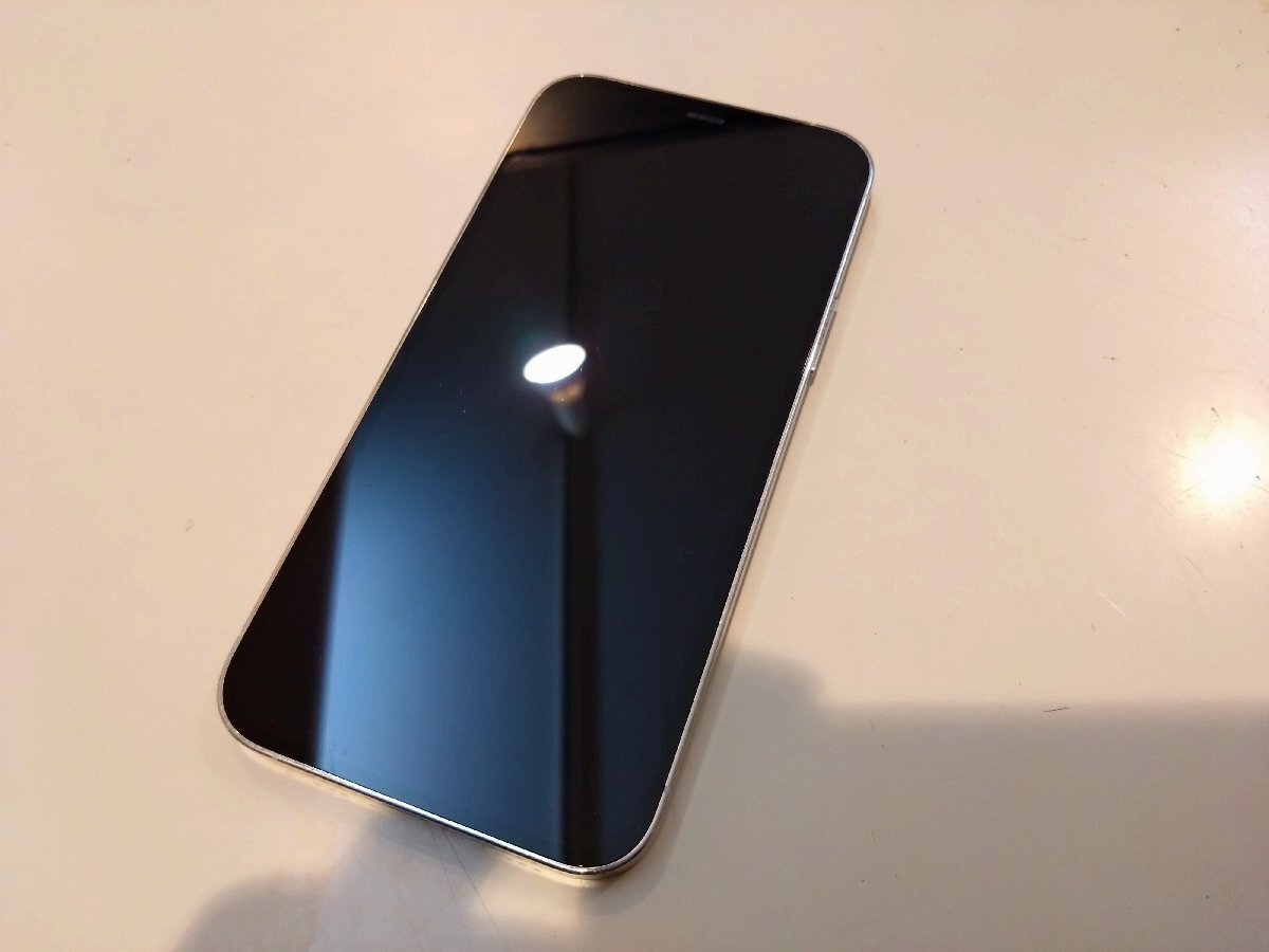 SIMフリー☆Apple iPhone12 Pro 256GB シルバー 中古品 本体のみ☆