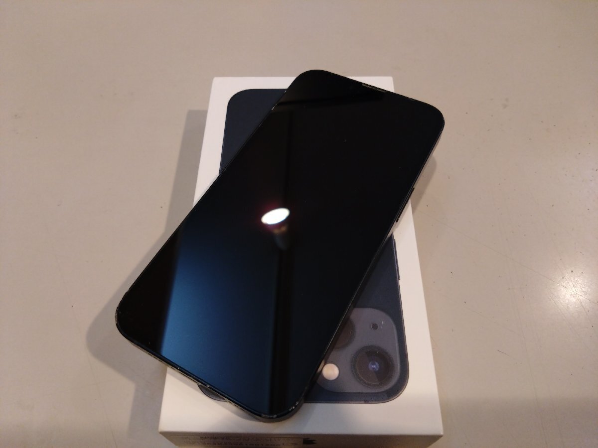 SIMフリー☆Apple iPhone13 256GB ミッドナイト 中古品☆_画像1