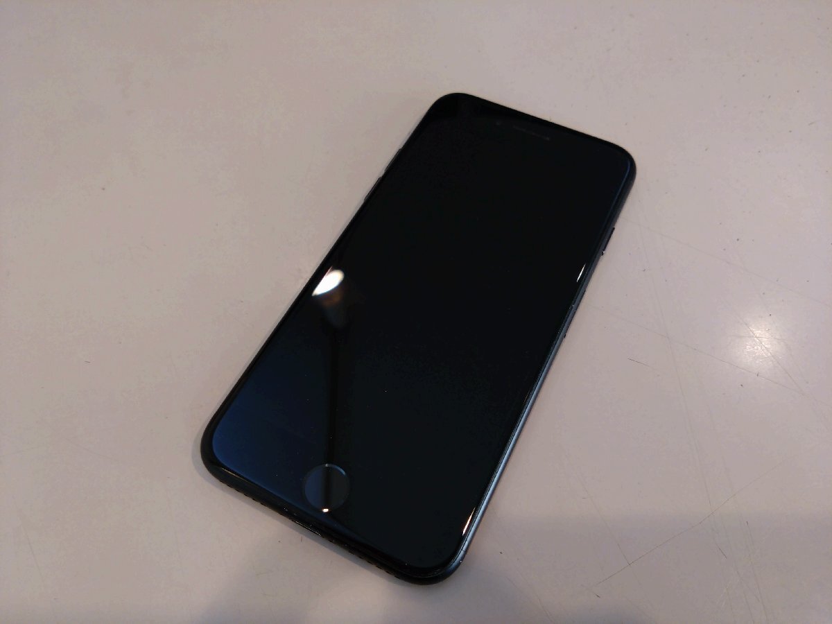 SIMフリー☆Apple iPhone7 32GB ブラック 美品 本体のみ☆の画像1