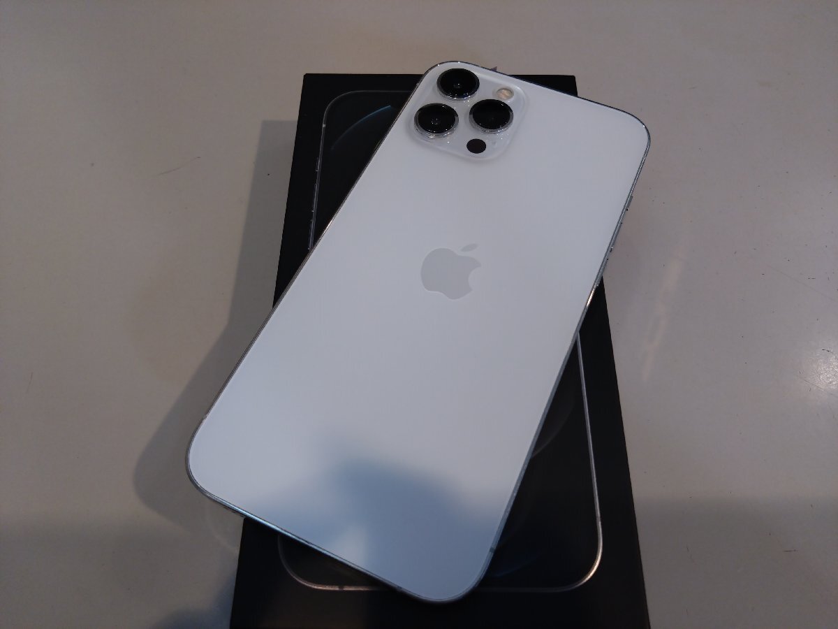 SIMフリー☆Apple iPhone12 Pro Max 256GB シルバー 中古品☆の画像2