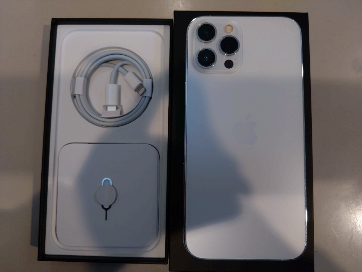 SIMフリー☆Apple iPhone12 Pro Max 256GB シルバー 中古品☆の画像10