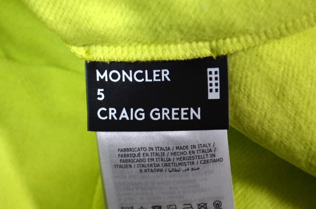 未使用品 新品級 モンクレールジャパン取り扱い MONCLER モンクレール CRAIG GREEN クレイググリーン パーカー XL メンズ オーバーサイズの画像3