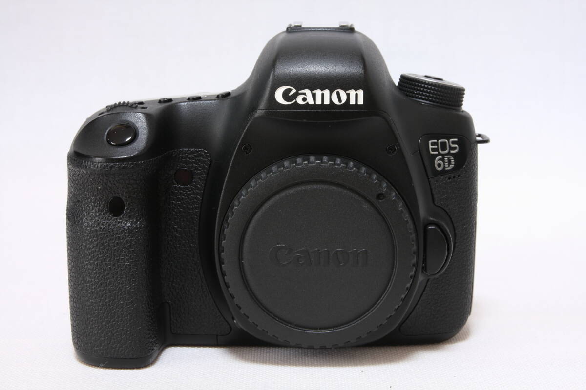 ★美品★キャノン CANON EOS 6D ・ EF24-70 F4L IS USMレンズキット + 430EX IIストロボ + メモリーカード + 付属品多数_画像2