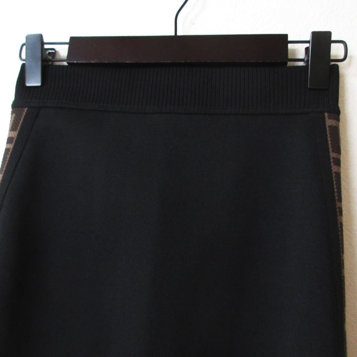  прекрасный товар FENDI Fendi Zucca рисунок FF Logo высокий талия колено внизу длина легкий юбка размер 36 черный *