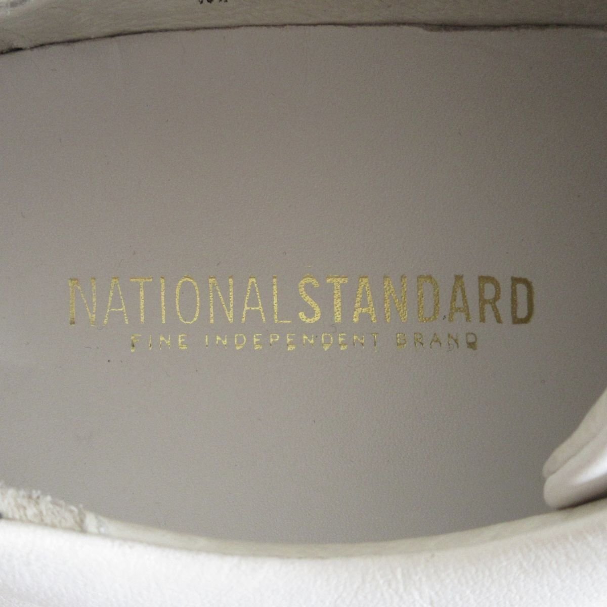 美品 NATIONAL STANDARD ナショナルスタンダード レザー スニーカー スリッポン 37 23.5cm相当 ホワイト×ブラック ◆_画像9