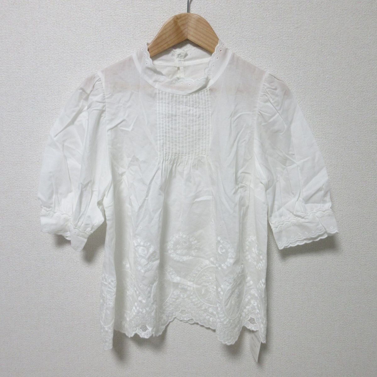  unused anatelier Anatelier embroidery ska LAP . minute sleeve stand-up collar pin tuck pull over blouse shirt 38 M white *