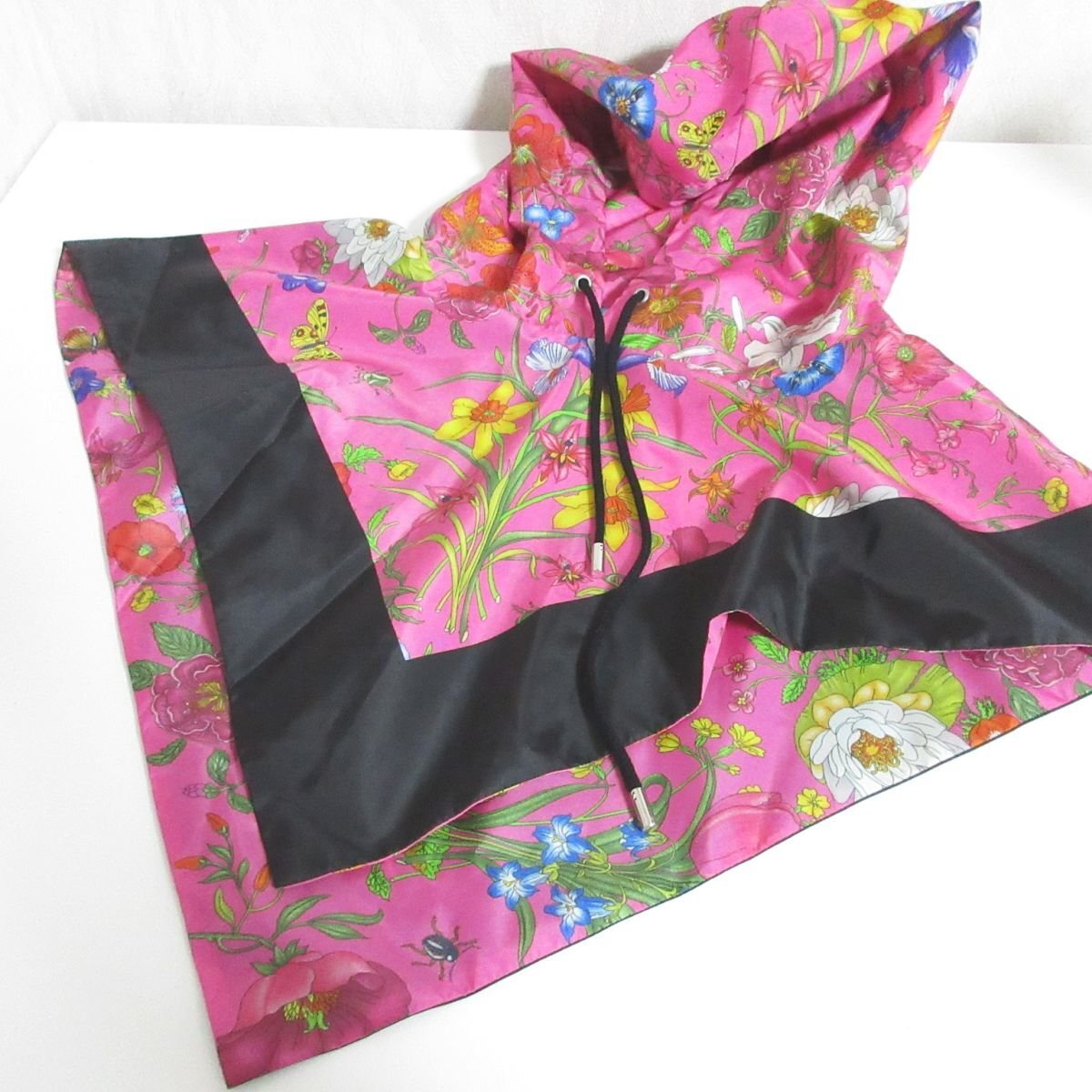  as good as new 20SS GUCCI Gucci nylon flora flower print rain hood poncho M pink series *