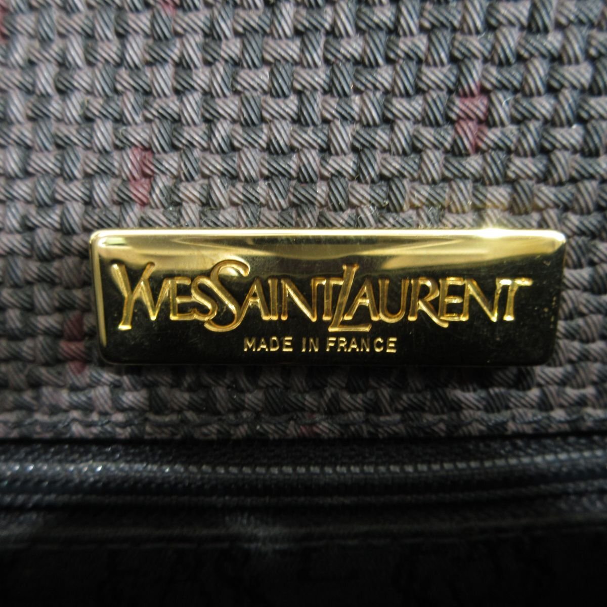 美品 YVES SAINT LAURENT イヴサンローラン ヴィンテージ フランス製 ロゴプレート ショルダーバッグ ブラック系×ゴールド金具 ◆_画像8