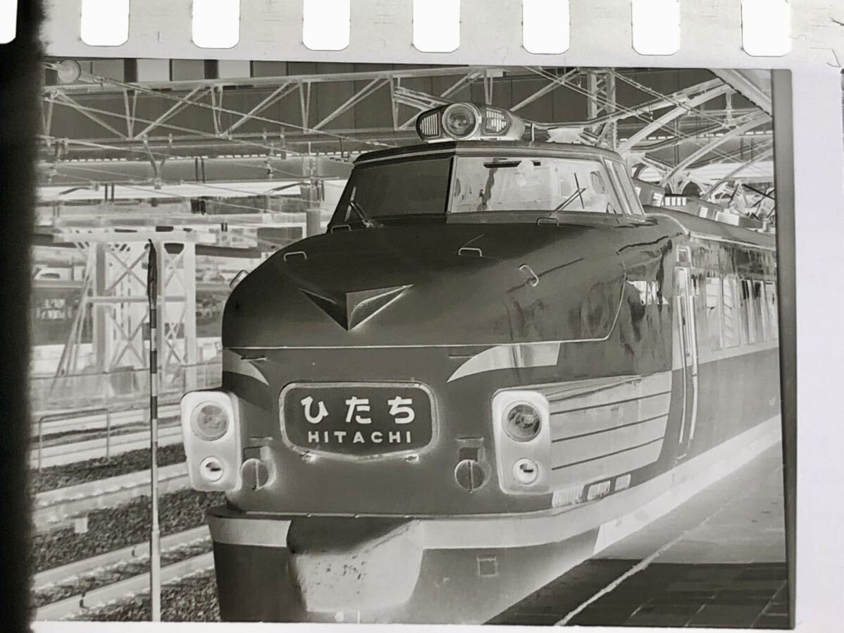 A☆ 鉄道 ネガ『日暮里にて　ひたち　ひばり　EF806』昭和54年代◆廃線 古い鉄道写真フィルム 国鉄SL蒸気機関車列車特急_画像2