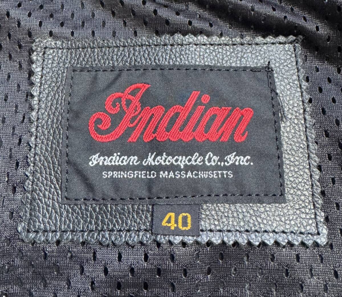 美品【名作】Indian Motocycle インディアンモトサイクル パンチングレザー 半袖 ライダースジャケット 40(L相当) 牛革 ロゴ 刺繍ワッペンの画像7