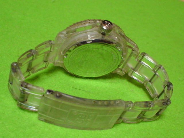 珍品　デザイン　ICE　WATCH　５ATM　腕時計　シルバー